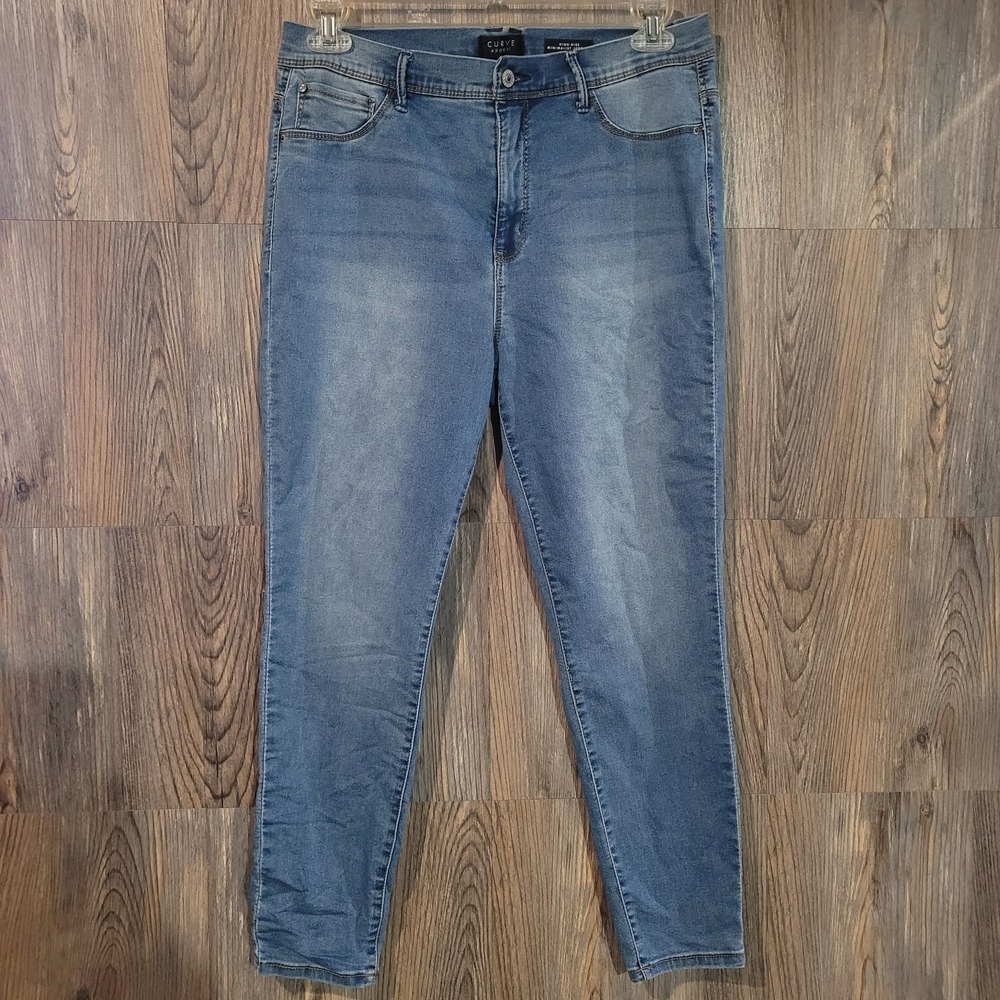Curve Appeal High-Rise Minimalist Jegging Size 14/32 x 26 Medium Wash Stretch